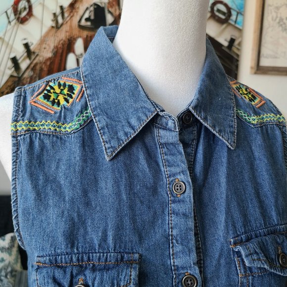 Embroidered Button Down By Girl Krazy - Picture 3 of 15